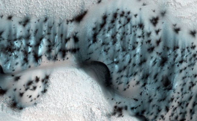 #фото | NASA опубликовало дивные фото зимнего Марса