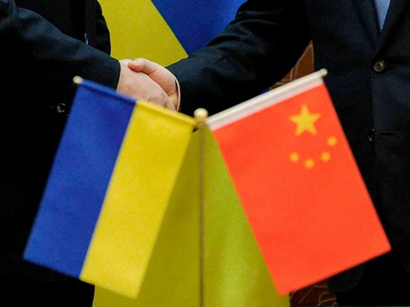 Завтра в Китае откроют 3 новейших украинских визовых центра