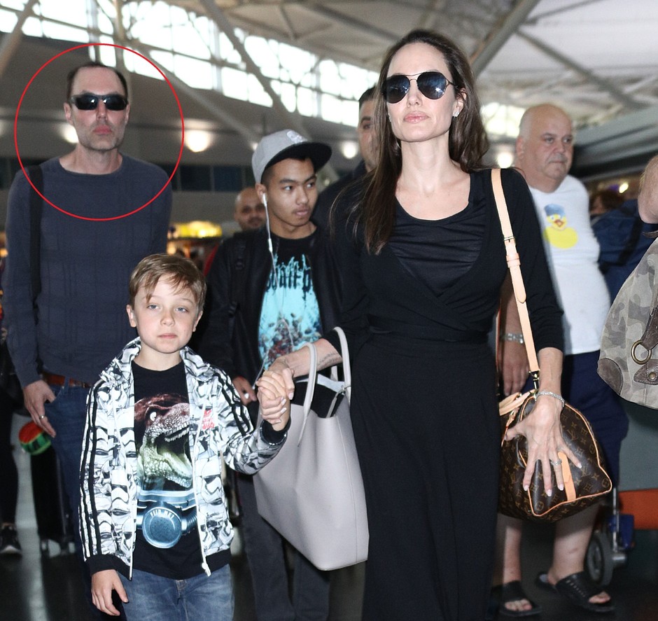 Брат Анджелины Джоли стал одной из обстоятельств ее развода с Брэдом Питтом