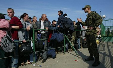 Из Польши выдворяют 62 украинцев за незаконный труд - СМИ