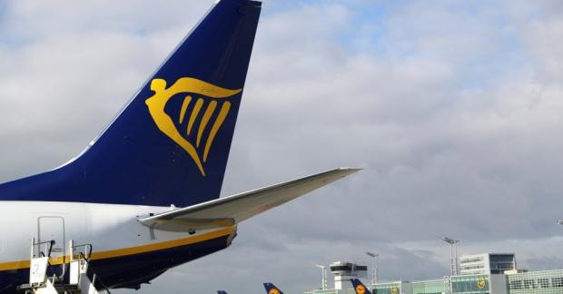 В Украине полеты авиакомпании Ryanair начнут осуществляться с 15 октября: сколько будут стоить билеты