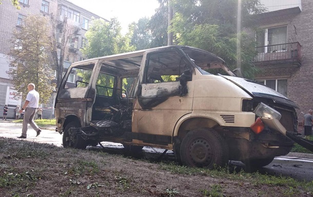 В Каменском взорвался микроавтобус с депутатом