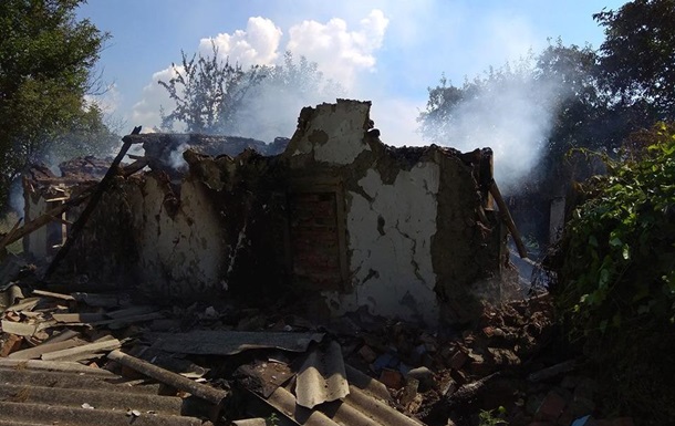 В Полтавской области взрыв разрушил дом: ранены четыре человека