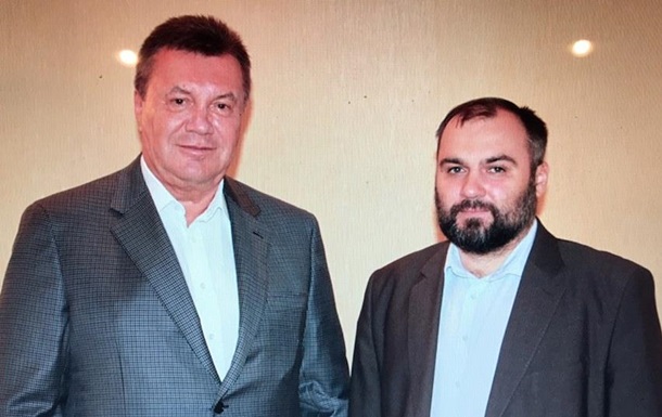 Замененный госадвокат встретился с Януковичем в РФ