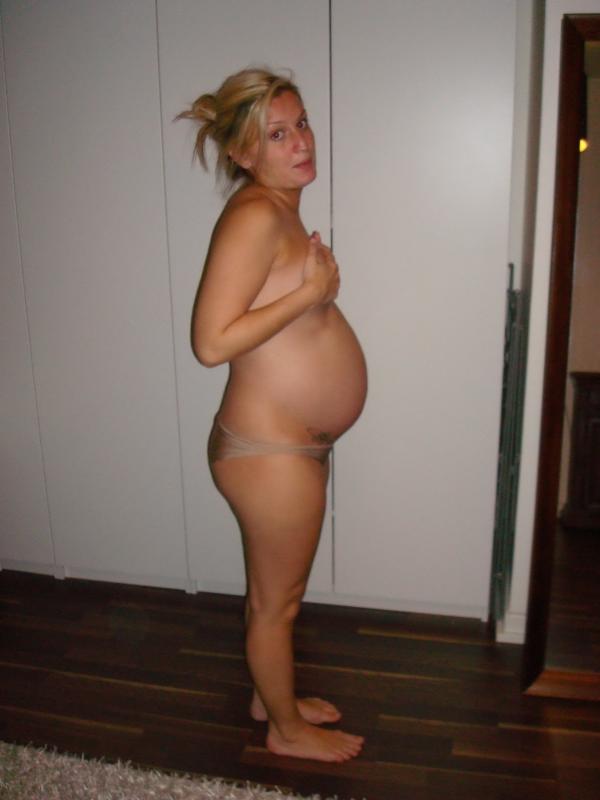 Awesome Pregnant Larisa [Amateur,Pregnant] [ 240*180  4000*2250, 195]